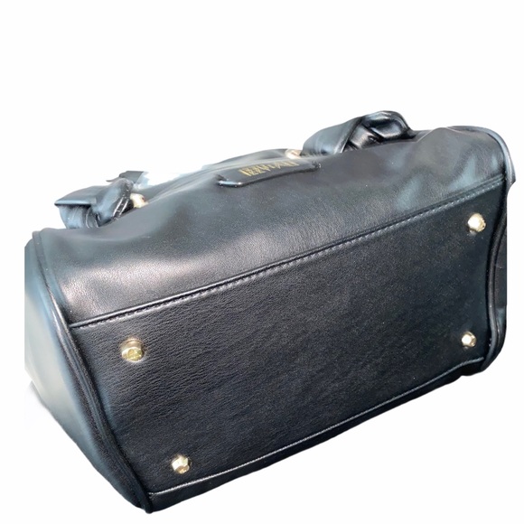 Stylish Purse - Picture 2 of 7